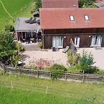 Gaestehaus Plath *